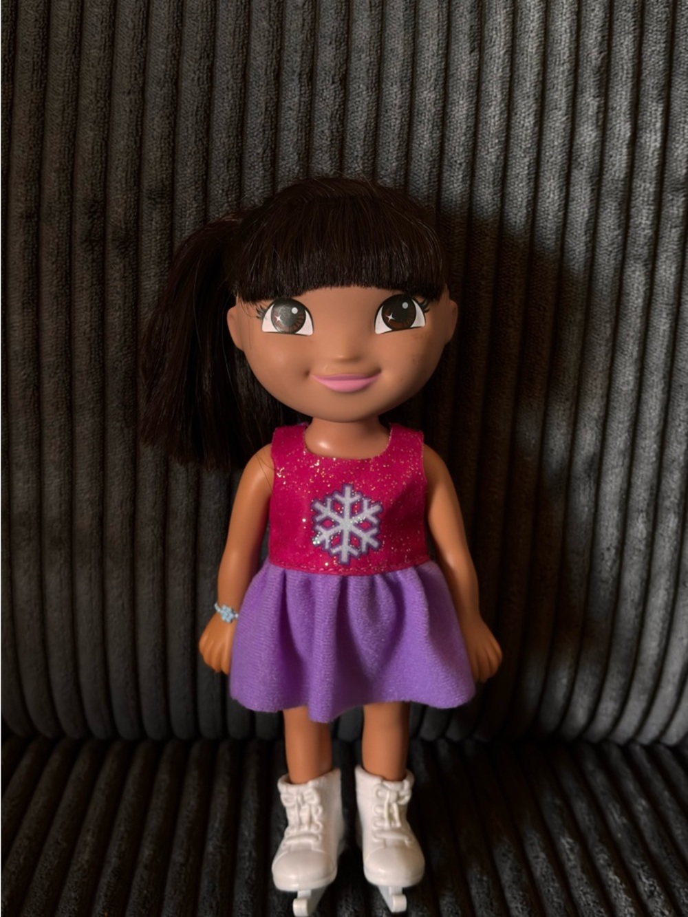 Fisher Price Dora the Explorer ice skating Dora doll